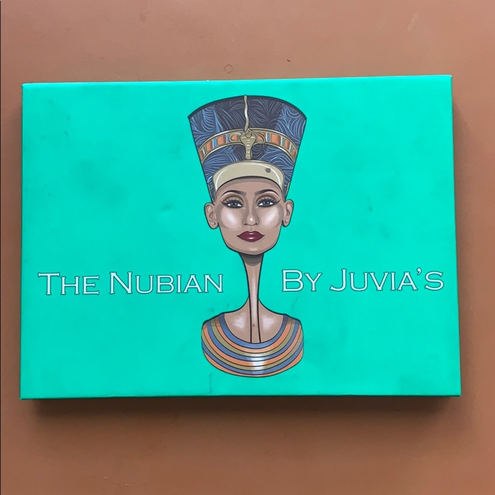 Juvias place Nubian palette